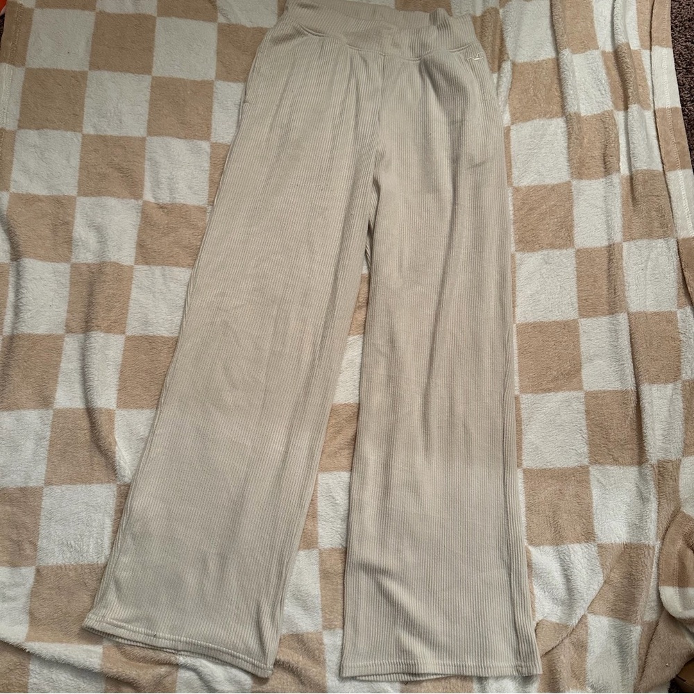 Hollister Cozy Ribbed Wide Leg Sleep Pants Lounge Pant - Picture 2 of 7